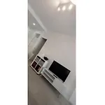 דירה Sira House - Center - Balcony טורמולינוס