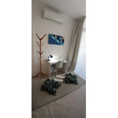 Sira House - Center - Balcony * توريمولينوس