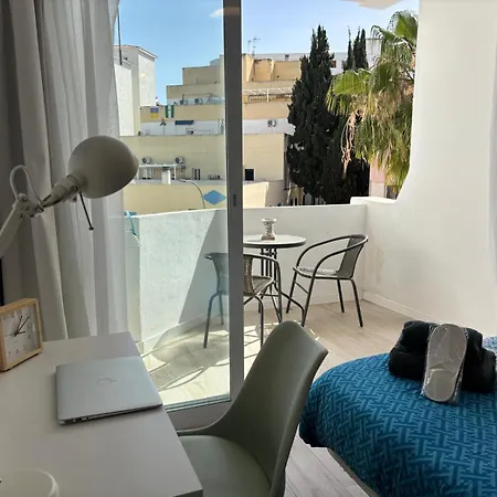 Sira House - Center - Balcony شقة توريمولينوس