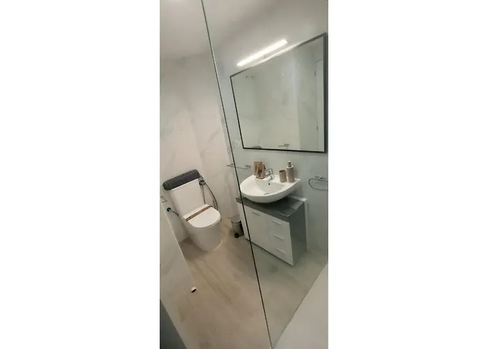 Sira House - Center - Balcony