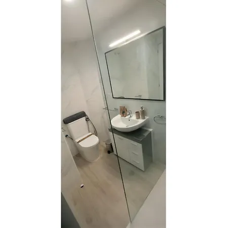 Sira House - Center - Balcony